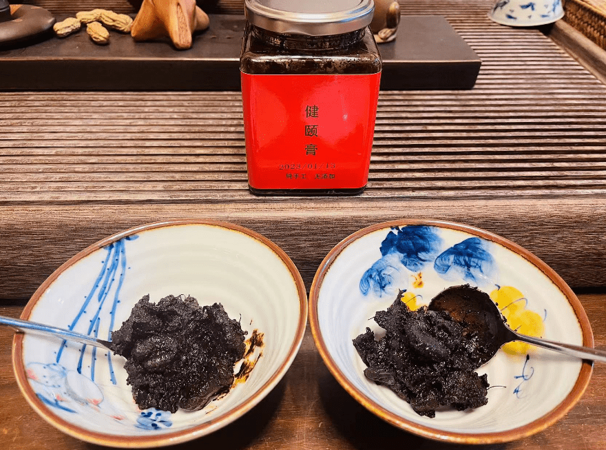 什么是颈椎病?颈椎病的危害有哪些? 什么是颈椎病?颈椎病的危害有哪些?